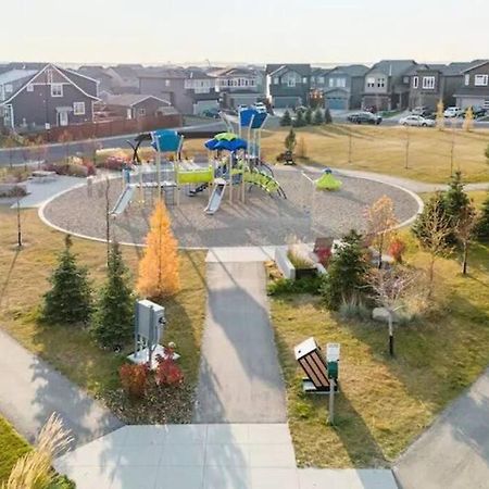 Cozy Suites In Calgary Area Balzac Zewnętrze zdjęcie