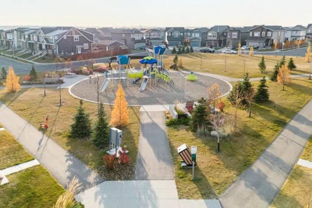 Cozy Suites In Calgary Area Balzac Zewnętrze zdjęcie