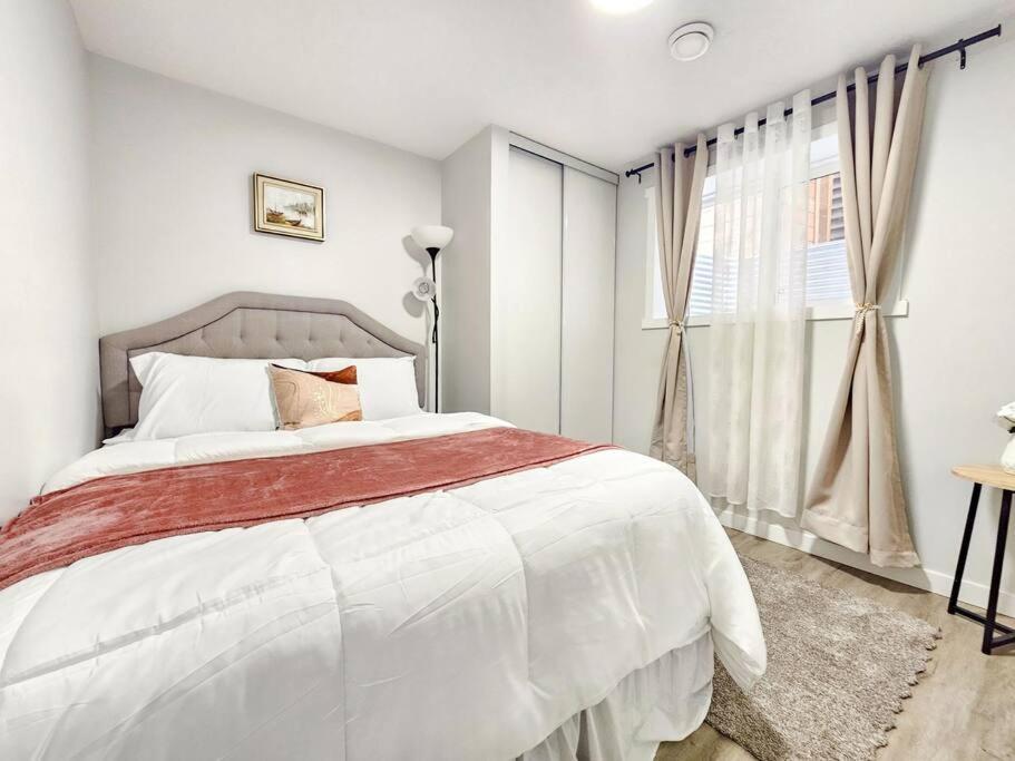 Cozy Suites In Calgary Area Balzac Zewnętrze zdjęcie